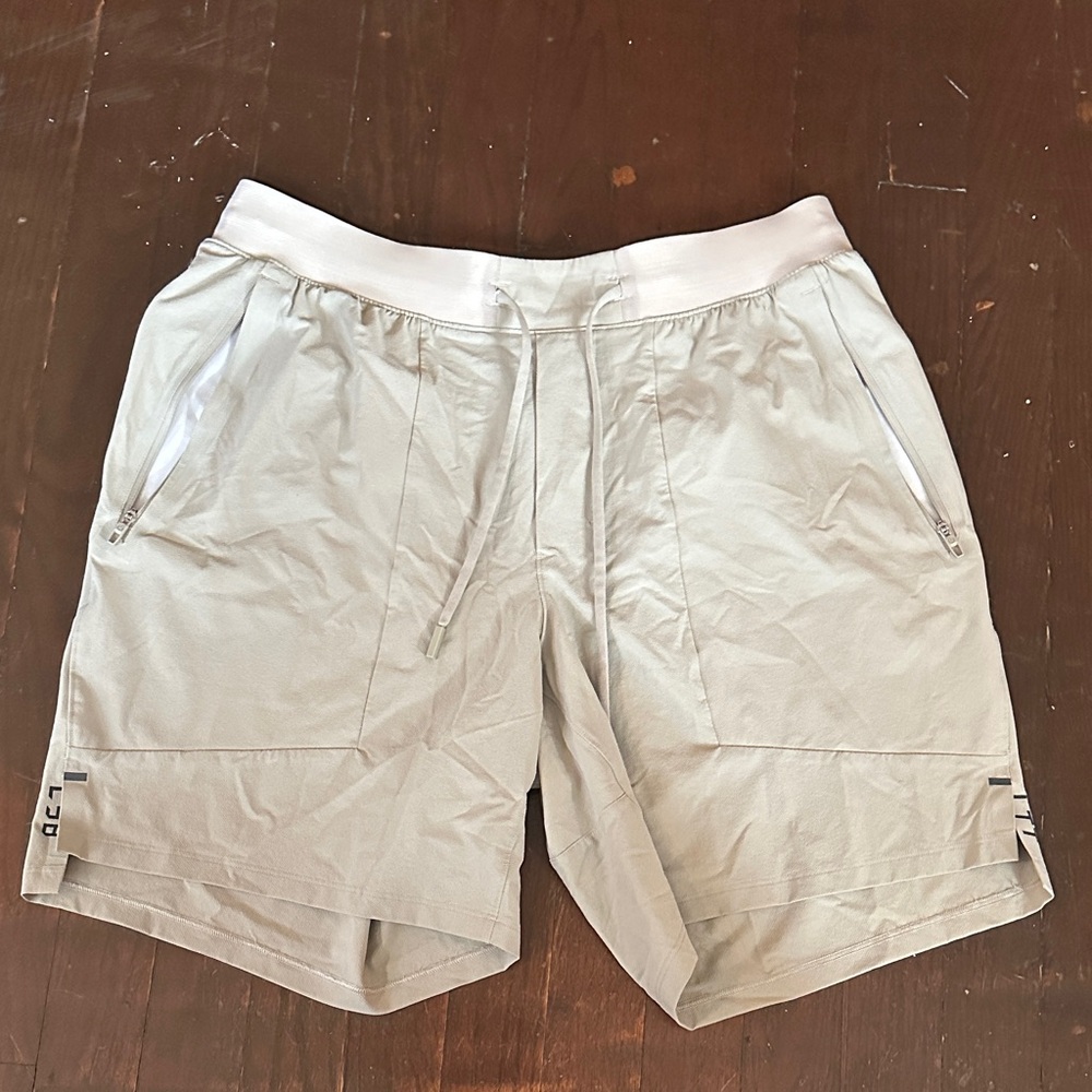 Lululemon License to Train Linerless Short (Light Ivory). NWOT just wrinkled.